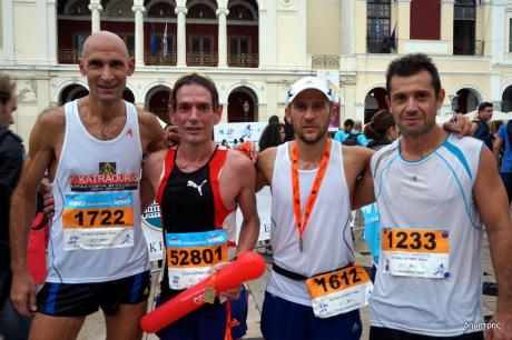 Πάτρα: Γαλάζιο ποτάμι στους δρόμους για το Run Greece - Δείτε φωτο - Φωτογραφία 13