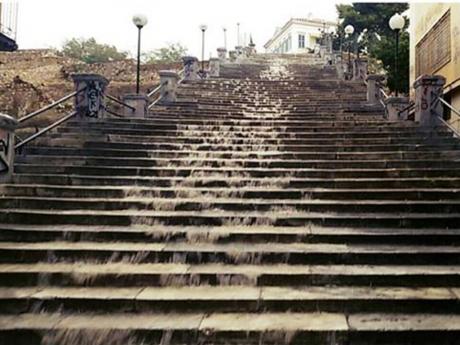 Πάτρα: Χείμαρρος οι σκάλες της Πατρέως - Δείτε φωτο - Φωτογραφία 1