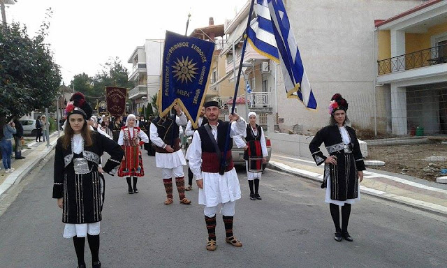 7221 - Πλήθος κόσμου στην υποδοχή της ιεράς εικόνας της Παναγίας Εσφαγμένης από την Ιερά Μονή Βατοπαιδίου (φωτογραφίες-βίντεο) - Φωτογραφία 8