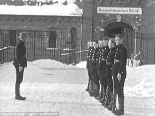 H σκοτεινή ιστορία του πρώτου στρατόπεδου θανάτου του Χίτλερ - Σε ασθενής και νοσηλευτές έκαναν πειράματα θανάτου [photos] - Φωτογραφία 11
