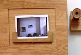 Τα Τρίκαλα καινοτομούν: Έφτιαξαν έξυπνο έπιπλο που γίνεται... tablet - Φωτογραφία 1
