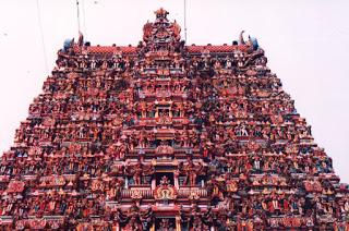 Ο πιο πολύχρωμος ναός στην Ινδία [photos] - Φωτογραφία 1