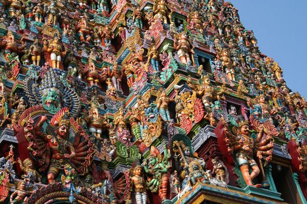 Ο πιο πολύχρωμος ναός στην Ινδία [photos] - Φωτογραφία 6
