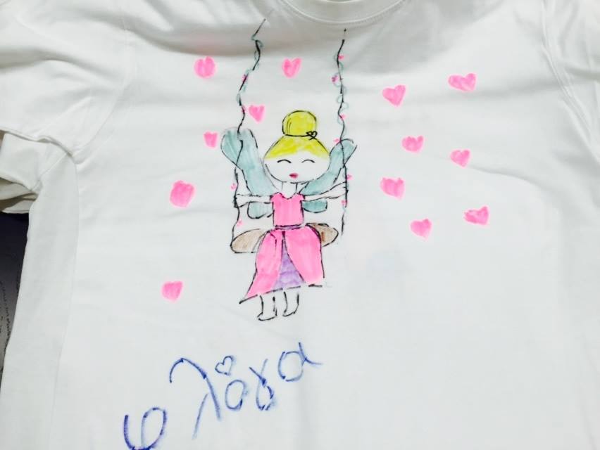 Τα παιδιά της Φλόγας ζωγραφίζουν τα όνειρά τους πάνω σε μπλούζες - Ας τα βοηθήσουμε - Φωτογραφία 9