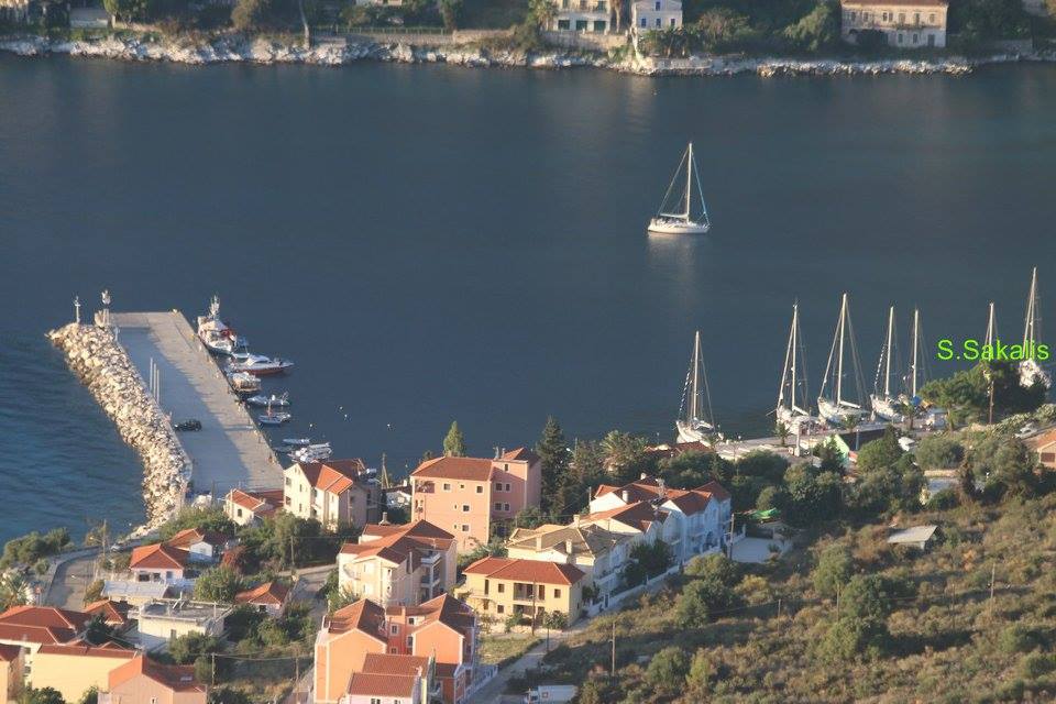 Ένα από τα πιο όμορφα παραλιακά χωριά της Κεφαλονιάς που σε μαγεύει [photos] - Φωτογραφία 7