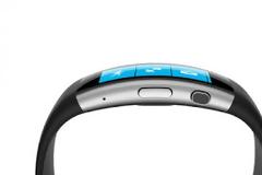 Αυτό είναι το νέο Microsoft Band 2 με κυρτή οθόνη