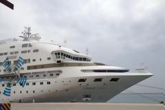 Το κρουαζιερόπλοιο CRYSTAL της CELESTIAL CRUISES έδεσε στο λιμάνι της Πάτρας - Δείτε φωτο