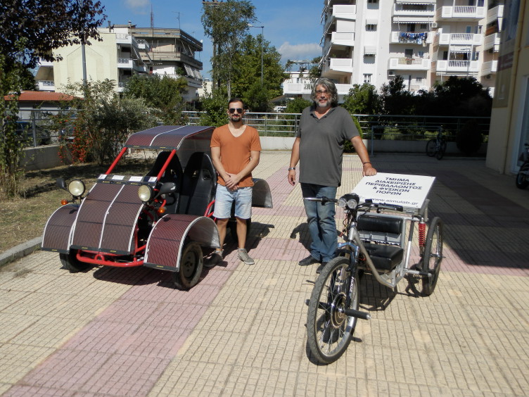 Κλέβει τις εντυπώσεις το aυτοκίνητο με φωτοβολταϊκά στο Αγρίνιο [video] - Φωτογραφία 2