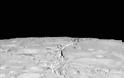 Οι πρώτες φωτογραφίες του δορυφόρου του Κρόνου - Φωτογραφία 2