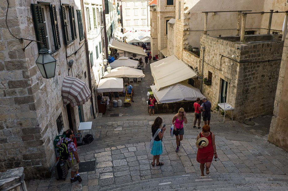 Πως είναι πραγματικά οι σκηνές που γυρίστηκε το Game Of Thrones; [photos] - Φωτογραφία 3