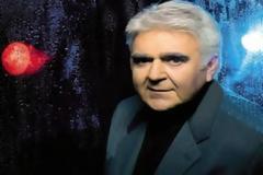 Πιο υγιής από ποτέ: Η πρώτη δημόσια εμφάνιση του Πασχάλη Τερζή μετά από αρκετά χρόνια... [photo]