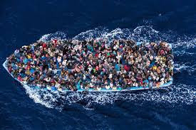 Αγαθονήσι: Συλλήφθησαν 34 πρόσφυγες και ο διακινητής τους - Φωτογραφία 1