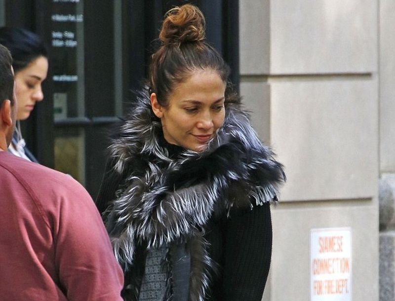 Η απομυθοποίηση της Jennifer Lopez - Δείτε την αμακιγιάριστη και με μαύρους κύκλους! - Φωτογραφία 2