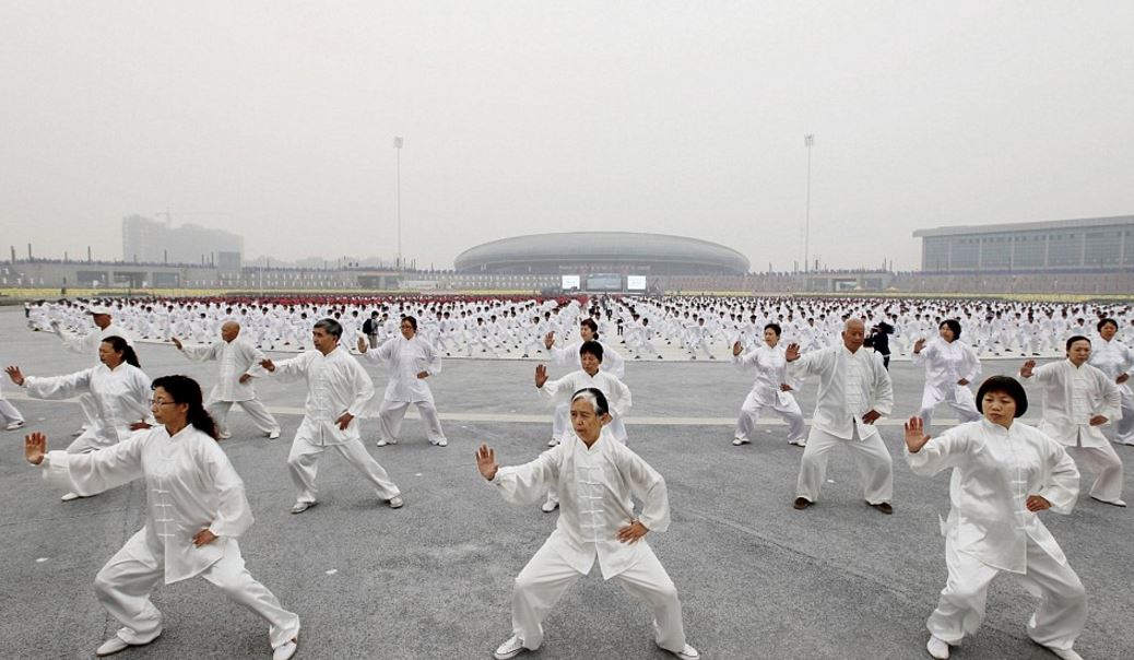 Απίστευτο στην Κίνα: 50,000 άτομα έκανα Τάι Τσί στον δρόμο [photo] - Φωτογραφία 7