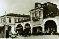 Αυτό είναι το πιο παλιό μαγαζί στην Ελλάδα που λειτουργεί από το 1864 και δεν έκλεισε ποτέ... [photos]