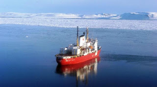 Αρκτική: οι πάγοι λιώνουν, τα πλοία μπαίνουν σε αχαρτογράφητα νερά - Φωτογραφία 1