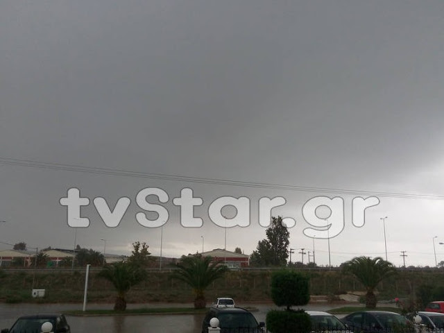 Νύχτωσε το μεσημέρι στη Λαμία - Έντονη καταιγίδα έπληξε τη πόλη [photo+video] - Φωτογραφία 4