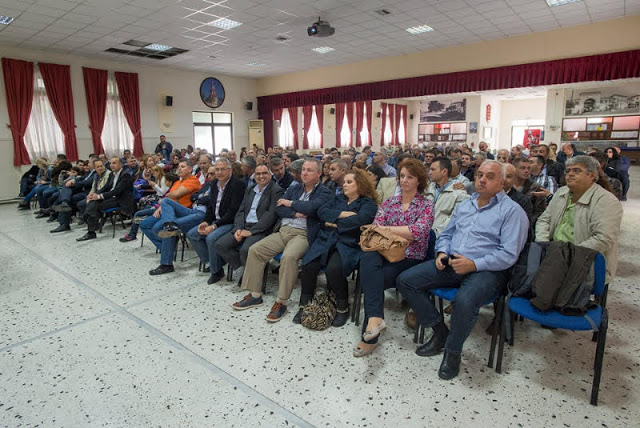 ΣΥΝΑΝΤΗΣΗ ΑΠΟΦΟΙΤΩΝ ΣΜΥ ΤΑΞΕΩΣ 1987 - Φωτογραφία 3