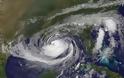 Ξέρετε γιατί οι τυφώνες με γυναικείο όνομα είναι φονικότεροι; [photo]