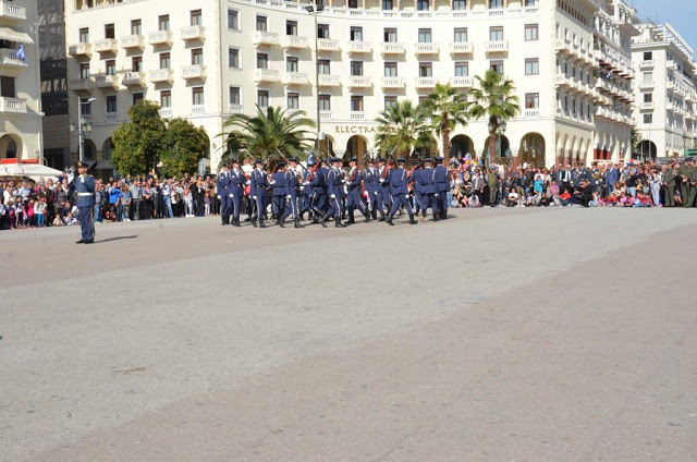 Εκδήλωση Στρατιωτικών Μουσικών στη πόλη της Θεσσαλονίκης - Φωτογραφία 11