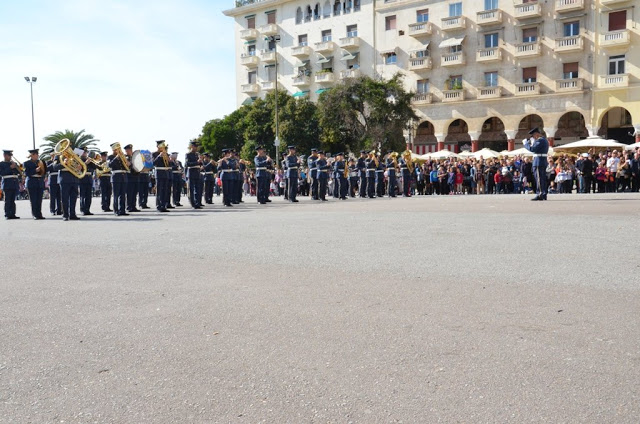 Εκδήλωση Στρατιωτικών Μουσικών στη πόλη της Θεσσαλονίκης - Φωτογραφία 12