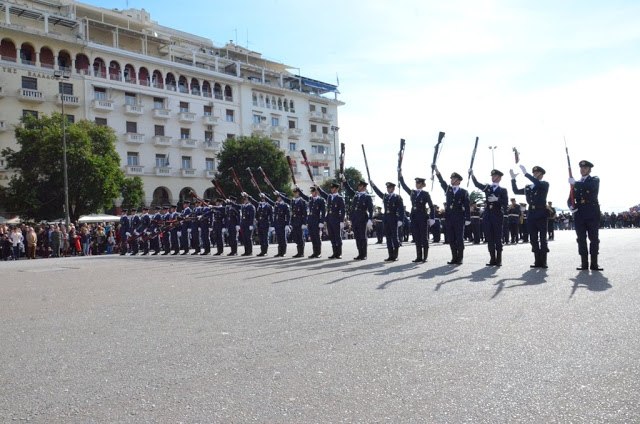 Εκδήλωση Στρατιωτικών Μουσικών στη πόλη της Θεσσαλονίκης - Φωτογραφία 23