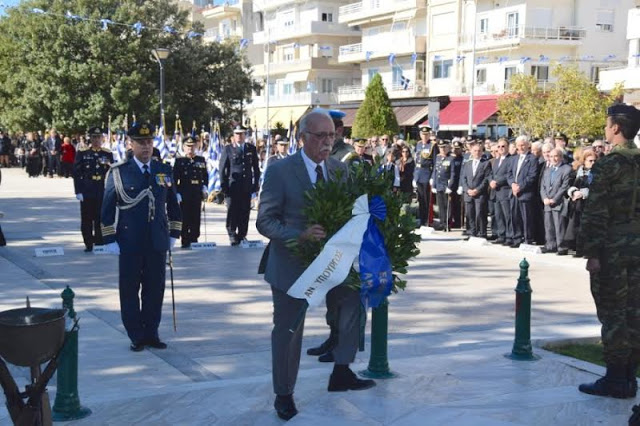 Παρουσία ΑΝΥΕΘΑ Δημήτρη Βίτσα στις εορταστικές εκδηλώσεις για την 28η Οκτωβρίου στην Αλεξανδρούπολη - Φωτογραφία 1