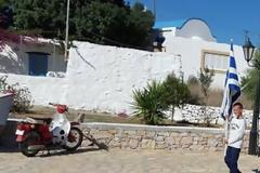 ΣΥΓΚΙΝΗΣΗ: Παρέλαση για... Τρεις