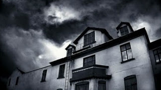 Δείτε τώρα αν το σπίτι σας είναι στοιχειωμένο - Φωτογραφία 1