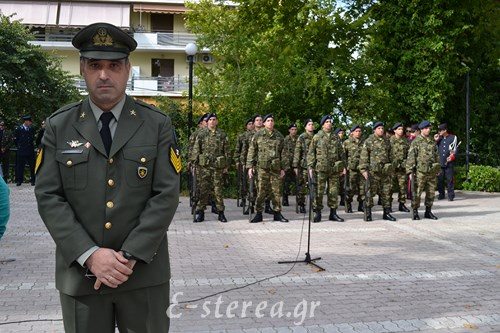 Φωτό από τη στρατιωτική παρέλαση στη Θήβα - Φωτογραφία 13