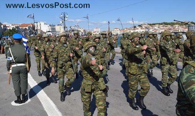 BINTEO-ΦΩΤΟ: Στρατιωτική παρέλαση 28η Οκτωβρίου 2015 στην Μυτιλήνη - Φωτογραφία 11