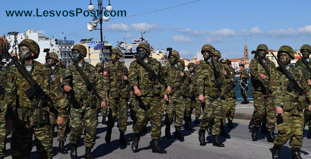 BINTEO-ΦΩΤΟ: Στρατιωτική παρέλαση 28η Οκτωβρίου 2015 στην Μυτιλήνη - Φωτογραφία 12