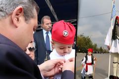 Συγκίνησε ο σμηναγός του F-16 αλλά την παράσταση έκλεψε ο μικρός τσολιάς (pics)