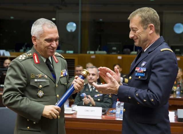 Ανέλαβε ο Έλληνας Στρατηγός τα καθήκοντα του Προέδρου της Στρατιωτικής Επιτροπής της Ε.Ε ! (φώτο) - Φωτογραφία 7