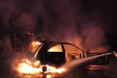 Σοβαρό τροχαίο στην Λαμία: Πήρε φωτιά το αμάξι [photo+video]