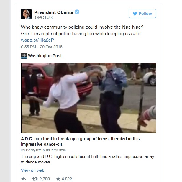 Ενθουσιώδες tweet του Ομπάμα για τη «μονομαχία» στα βήματα του Nae Nae ανάμεσα σε μαύρη νεαρή και λευκή αστυνομικό [video] - Φωτογραφία 2