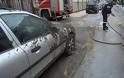 Άργος: Φορτηγό άδειασε υπολείμματα ελαιοτριβείου πάνω σε αυτοκίνητα [photos]
