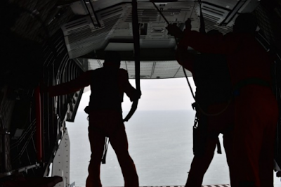Στα δύο κόπηκε το Airbus – Σοκάρουν οι περιγραφές των μελών των συνεργείων διάσωσης - Φωτογραφία 1