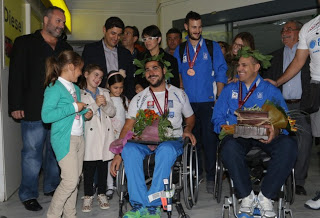 Πλήθος κόσμου αποθέωσαν τους παγκόσμιους πρωταθλητές στην Κρήτη [photos + video] - Φωτογραφία 1