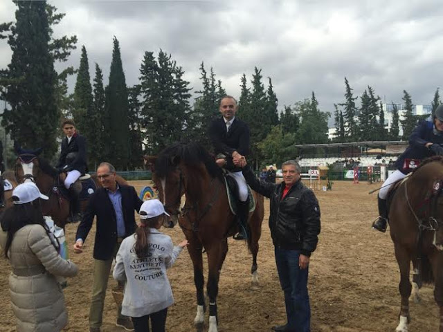 Στους αγώνες «ΕΙΟ Grand Prix 2015του Ελληνικού Ιππικού Ομίλου στο Μαρούσι παραβρέθηκε ο Δήμαρχος Αμαρουσίου Γ. Πατούλης - Φωτογραφία 2