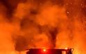 ΠΡΙΝ ΛΙΓΟ: Πυρκαγιά σε εργοστάσιο στο Ναύπλιο [photos]