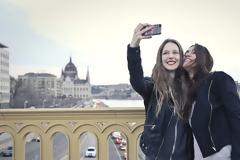 oSnap : AppStore free today... η πιο εύκολη εφαρμογή για γρήγορες Selfies