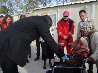 Επίσκεψη Γ.Γ. της IFRC στον Ελαιώνα [photos] - Φωτογραφία 1