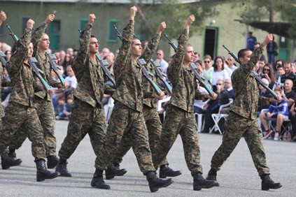 Απονεμήθηκαν οι «Πράσινοι» μπερέδες στους νέους καταδρομείς στην Κύπρο - Φωτογραφία 4