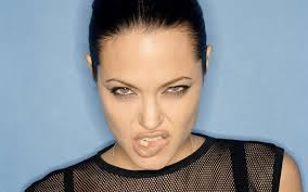 Η Angelina Jolie εγκαταλείπει για πάντα την υποκριτική; - Φωτογραφία 1