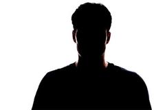 TΩΡΑ: Παντρεύεται ένα από τα καλύτερα παιδιά της ελληνικής showbiz
