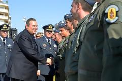 Κατάθεση στεφάνου στο Μνημείο του Άγνωστου Στρατιώτη από τον Αρχηγό ΓΕΑ
