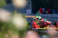 Ο Lucas di Grassi πήρε τη νίκη για την Abt Audi Sport στο ePrix της Μαλαισίας