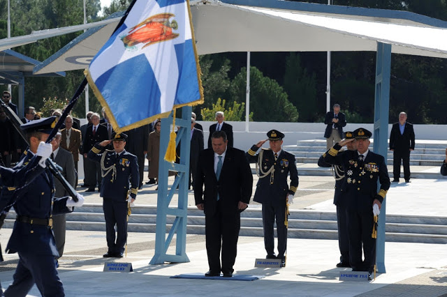 Παρουσία Πολιτικής και Στρατιωτικής Ηγεσίας ΥΠΕΘΑ στον επίσημο εορτασμό του προστάτη της Πολεμικής Αεροπορίας Αρχαγγέλου Μιχαήλ - Φωτογραφία 2