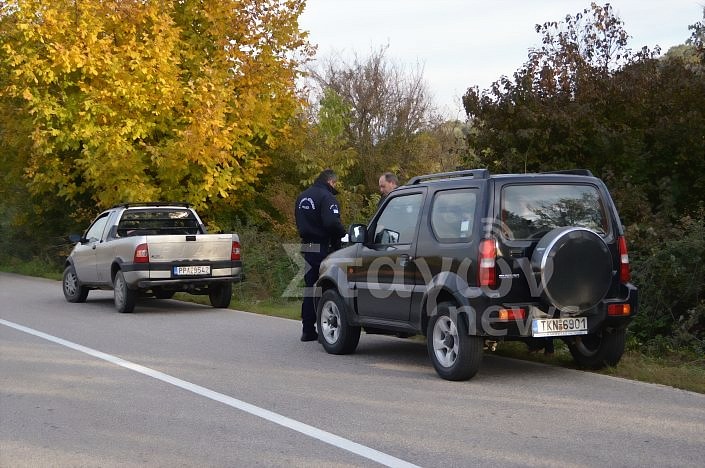 Τροχαίο ατύχημα το απόγευμα στην Καλαμπάκα - Άγιο είχε μια 50χρονη [photos] - Φωτογραφία 10